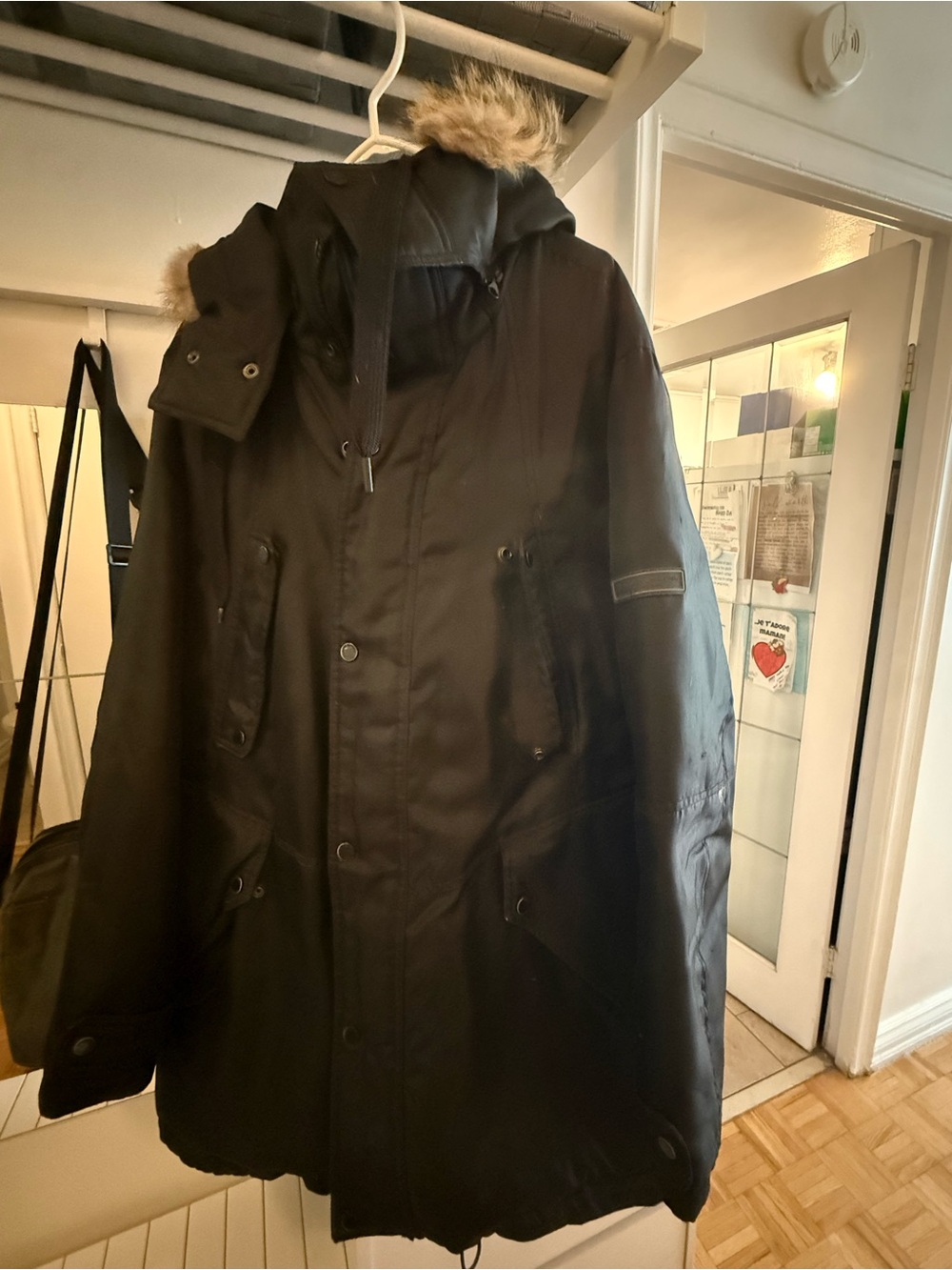 Andrew Mark NY-Men's Black Parka Jacket with Fur Hood- Size M- Good condition